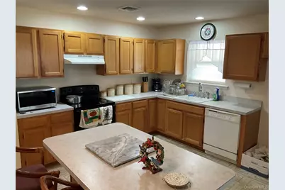 409 Village Circle N, Manorville, NY 11949 - Photo 3