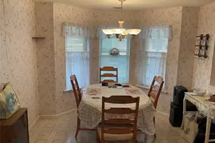 409 Village Cir N, Manorville, NY 11949 - Photo 5