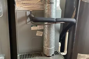 409 Village Cir N, Manorville, NY 11949 - Photo 19