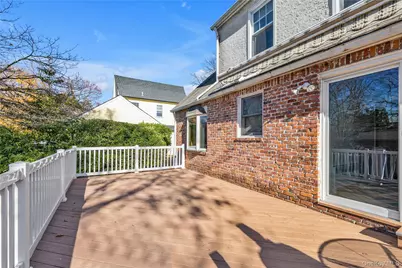 10 Fairfield Avenue, Port Washington, NY 11050 - Photo 19