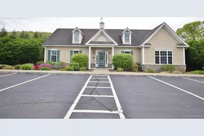 836 Huntington Drive, Fishkill, NY 12524 - Photo 29