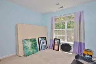 836 Huntington Dr, Fishkill, NY 12524 - Photo 13