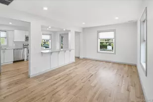 336 2nd Street St, Greenport, NY 11944 - Photo 7