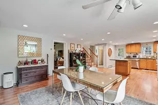 170 N Country Rd, Miller Place, NY 11764 - Photo 15