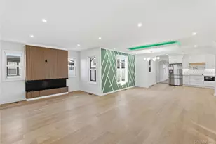 135 Whaley St, Freeport, NY 11520 - Photo 3