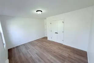 89 Oak Ave, Shirley, NY 11967 - Photo 7