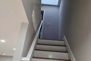 1918 Hunt Ave, Bronx, NY 10462 - Photo 5