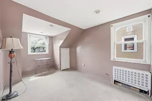 1074 Harrison St, Uniondale, NY 11553 - Photo 11