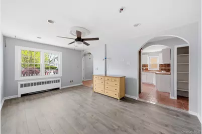 1074 Harrison Street, Uniondale, NY 11553 - Photo 5