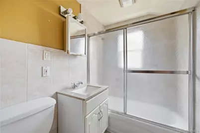 1074 Harrison Street, Uniondale, NY 11553 - Photo 13