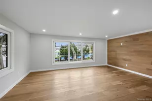 11 Entrance Rd, East Hills, NY 11577 - Photo 19