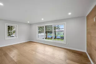 11 Entrance Rd, East Hills, NY 11577 - Photo 11