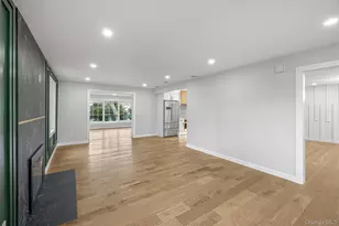 11 Entrance Rd, East Hills, NY 11577 - Photo 17