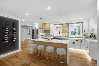 11 Entrance Road, East Hills, NY 11577 - Photo 7