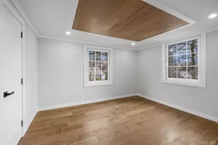 11 Entrance Rd, East Hills, NY 11577 - Photo 19