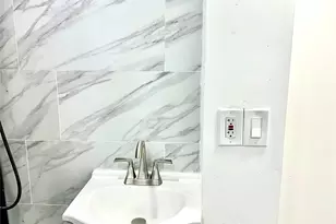 137-49 231st St, Springfield Gardens, NY 11413 - Photo 25