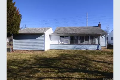 35 Gardner Avenue, Hicksville, NY 11801 - Photo 15