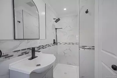 153-05 118th Avenue, Jamaica, NY 11434 - Photo 11