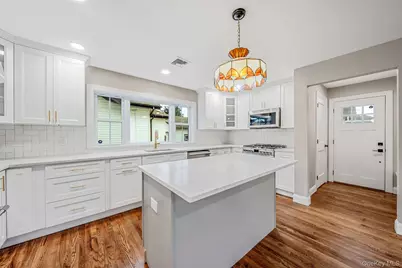 2929 Yale Place, Baldwin, NY 11510 - Photo 17