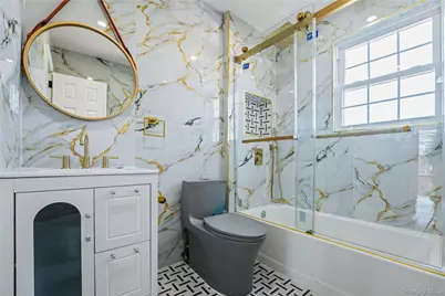 94-42 113th Street, Richmond Hill, NY 11419 - Photo 5