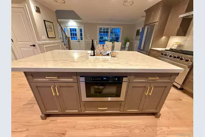 3 Narkin Court, Hicksville, NY 11801 - Photo 3