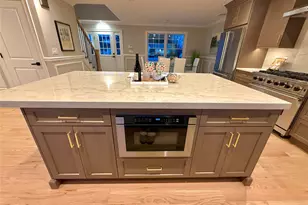 3 Narkin Ct, Hicksville, NY 11801 - Photo 3