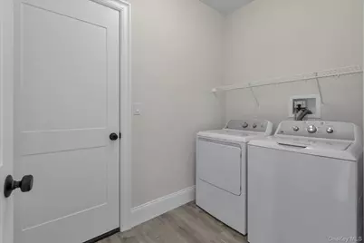 40 N Woodhull Road, Huntington, NY 11743 - Photo 13