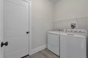 40 N Woodhull Rd, Huntington, NY 11743 - Photo 13