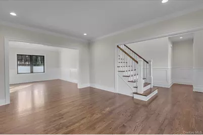 40 N Woodhull Road, Huntington, NY 11743 - Photo 7