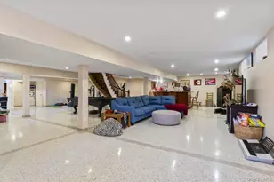 149-10 7th Ave, Whitestone, NY 11357 - Photo 25