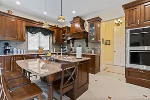 149-10 7th Ave, Whitestone, NY 11357 - Photo 7