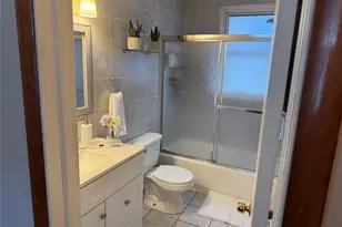 78-17 64th St, Glendale, NY 11385 - Photo 17