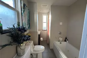 1039 Calhoun Ave, Bronx, NY 10465 - Photo 7