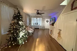 1039 Calhoun Ave, Bronx, NY 10465 - Photo 9