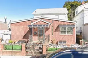 117-15 200th St, Saint Albans, NY 11412 - Photo 3