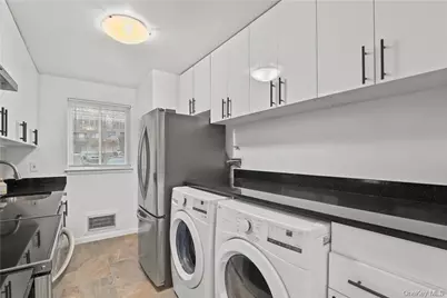 305 Vista On The Lake, Carmel, NY 10512 - Photo 5