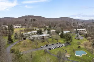 305 Vista on the Lake, Carmel, NY 10512 - Photo 19