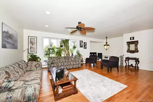 3106 Clubhouse Rd, Merrick, NY 11566 - Photo 11