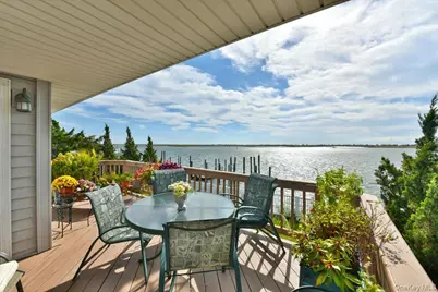 3106 Clubhouse Road, Merrick, NY 11566 - Photo 21