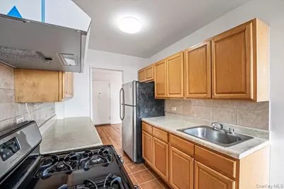 3425 150th Pl #4D, Flushing, NY 11354 - Photo 13