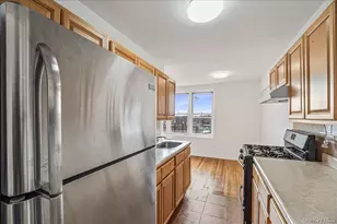 34-25 150th Pl, Flushing, NY 11354 - Photo 15