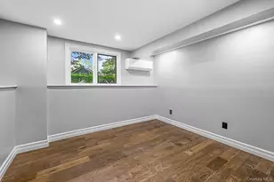 4 Wintergreen Dr, Melville, NY 11747 - Photo 25