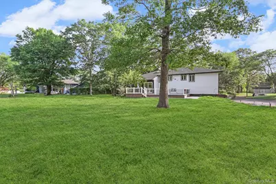 4 Wintergreen Drive, Melville, NY 11747 - Photo 39