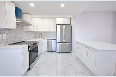 57 Hubbard Avenue, Freeport, NY 11520 - Photo 9