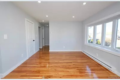 57 Hubbard Avenue, Freeport, NY 11520 - Photo 15