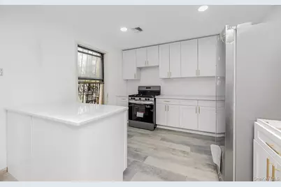 975 E 178th Street, Bronx, NY 10460 - Photo 7