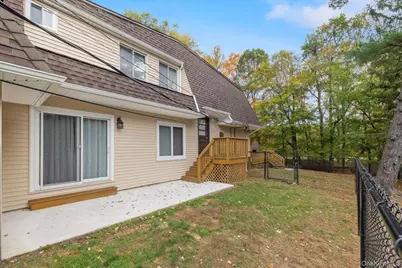 107 Tennyson Drive, Nanuet, NY 10954 - Photo 35