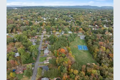 107 Tennyson Drive, Nanuet, NY 10954 - Photo 39