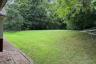 14 Martin Ct, Great Neck, NY 11024 - Photo 5