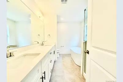 120 River Road, Shirley, NY 11967 - Photo 23